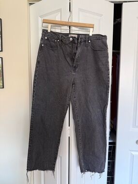 Madewell Women’s Grey Distressed Jeans